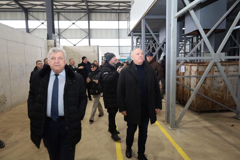 Министър Манол Генов откри площадка за третиране на битови и биоотпадъци край Созопол - 3