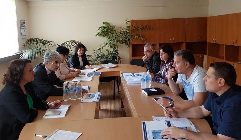 Предприятието „Кроношпан“ в Бургас ще бъде спряно при неизпълнение на мерките за чистота на въздуха - 01